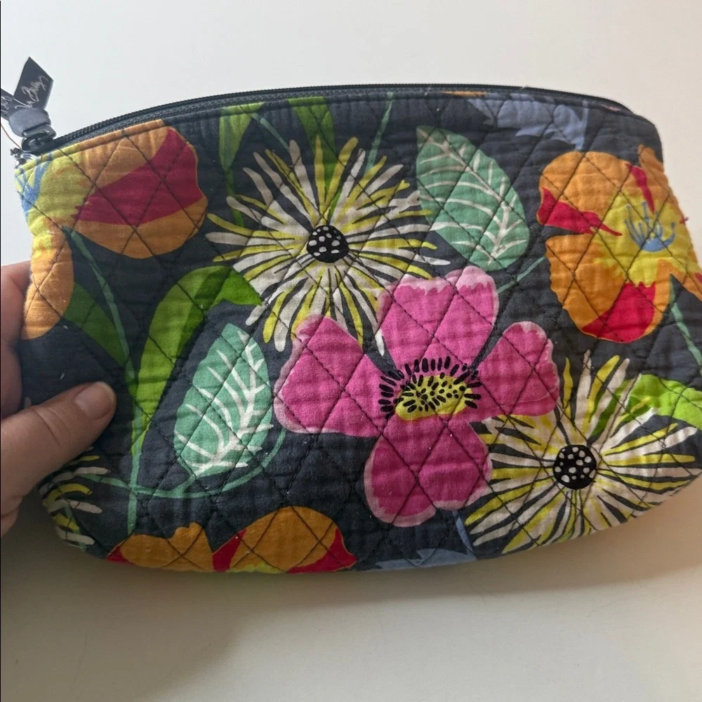Vera Bradley RETIRED Jazzy Blooms Cosmetic / Makeup Bag
